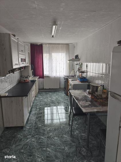Casă cu 3 camere cu Teren 540 Mp în Bujac