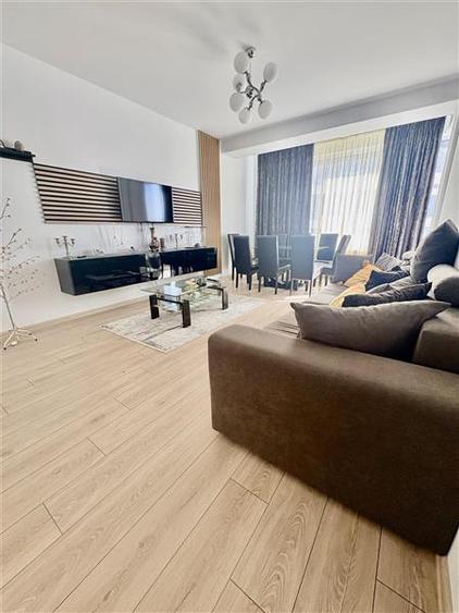 Apartament cu 2 camere decomandat, mobilat în Palas