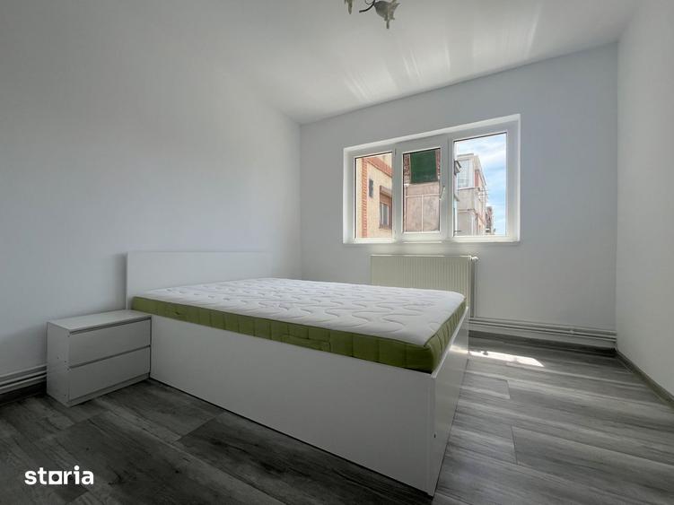 Apartament cu 3 camere decomandat, mobilat în Lipovei