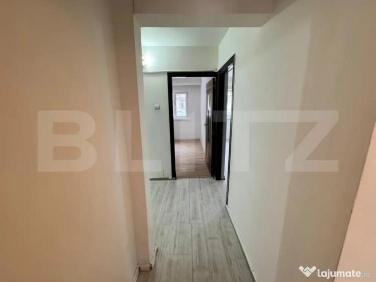 Apartament cu 4 camere decomandat în Valea Rosie