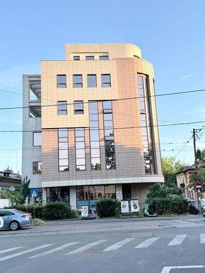 Birou, de 140 mp, în Unirii
