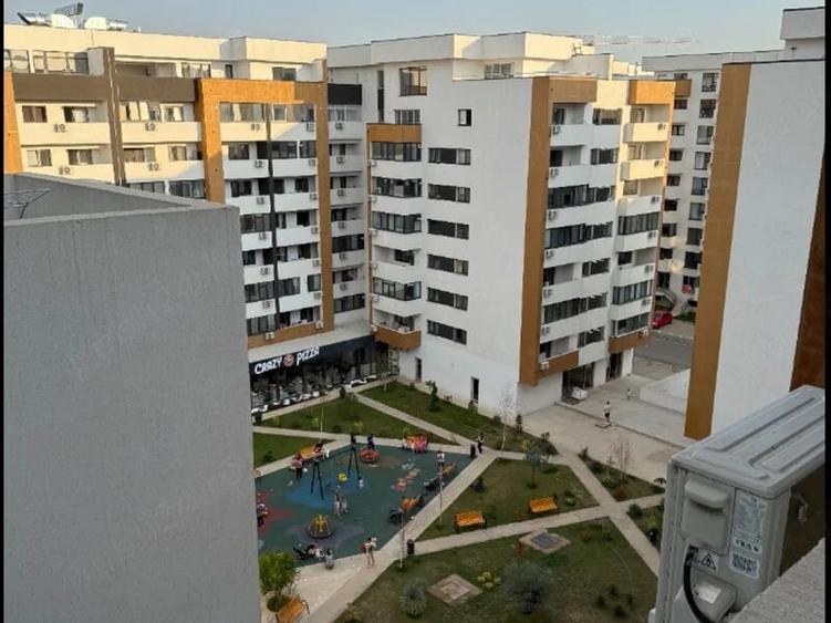Garsonieră decomandată în Apărătorii Patriei