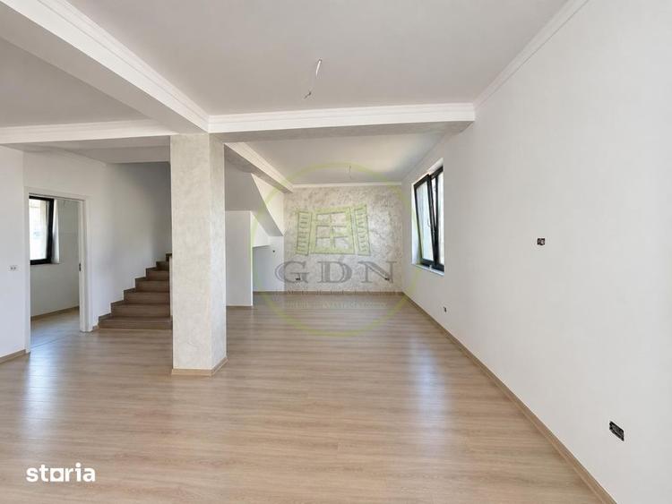 Casă cu 4 camere cu Teren 380 Mp în Pielești
