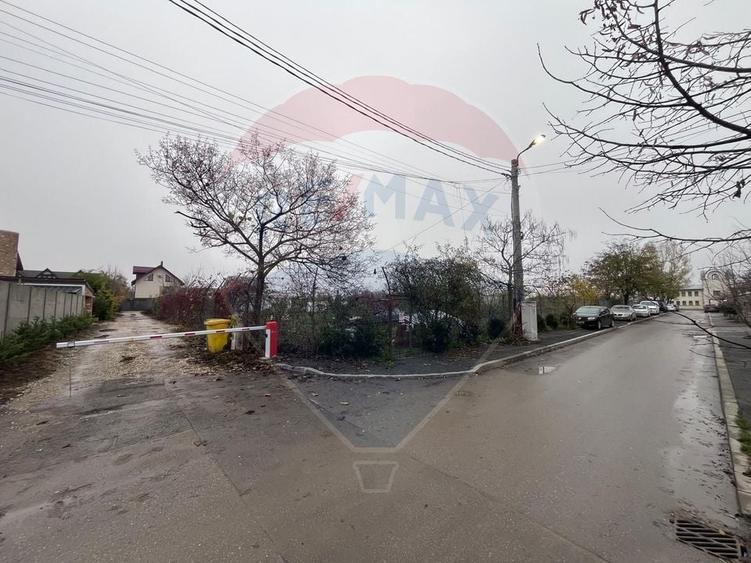 Teren intravilan de 6218 mp, în Ghencea
