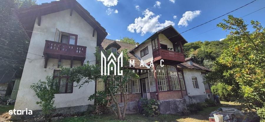 Casă cu 4 camere cu Teren 2800 Mp în Central