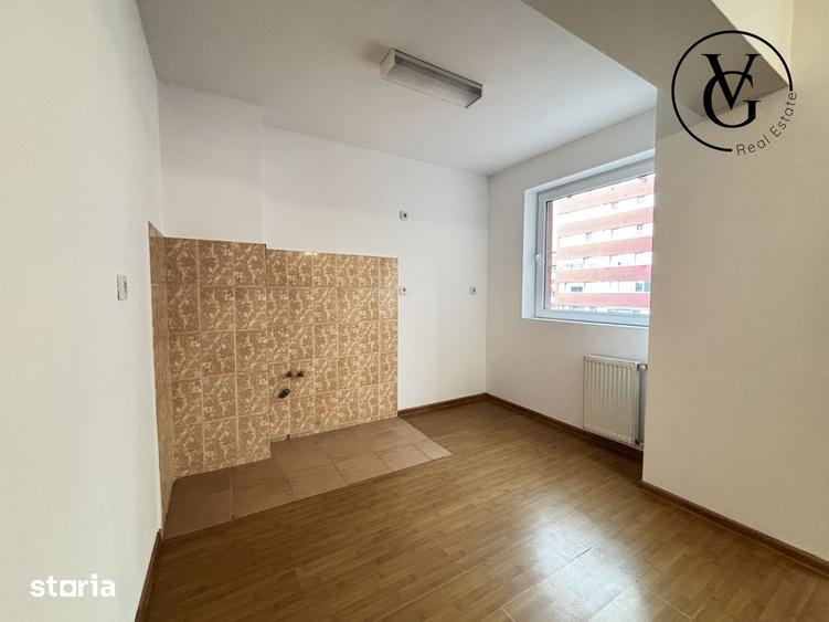 Apartament cu 2 camere semidecomandat în Energia