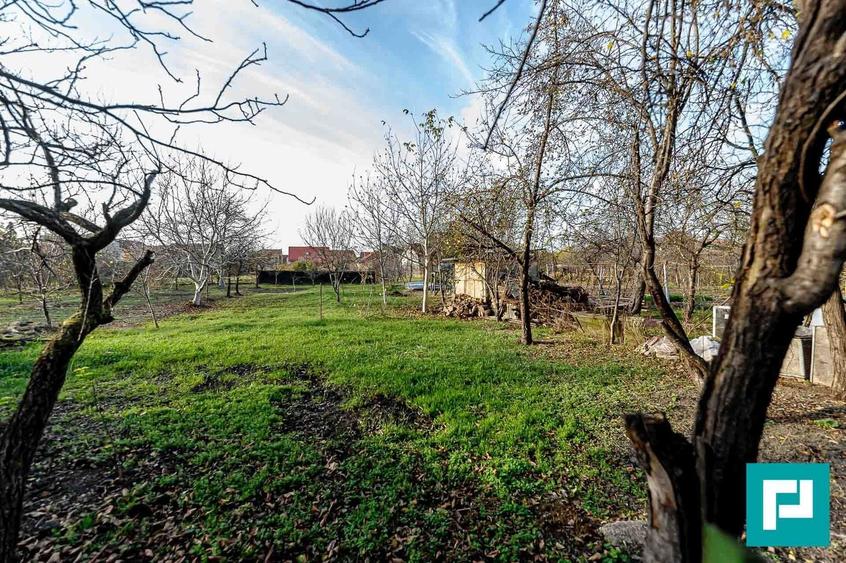 Casă individuală cu 3 camere cu Teren 900 Mp în Pârneava