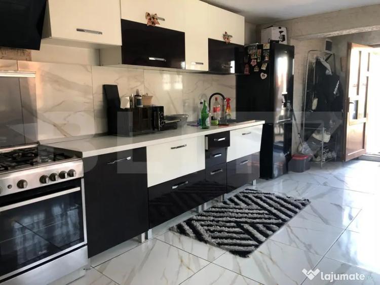 Casă cu 7 camere cu Teren 200 Mp în Săcele