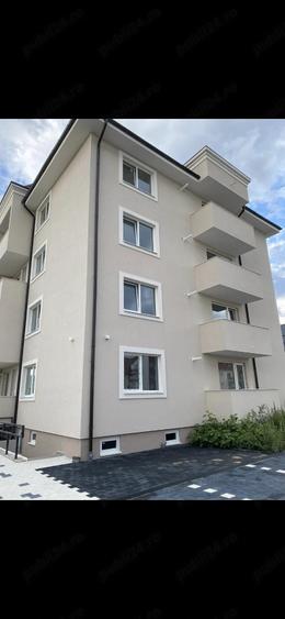 Apartament cu 2 camere decomandat în Florești
