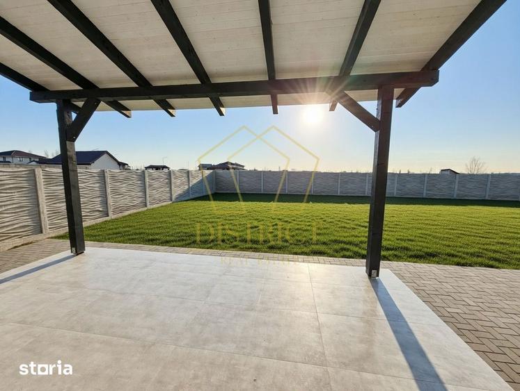 Casă cu 5 camere cu Teren 364 Mp în Ghiroda