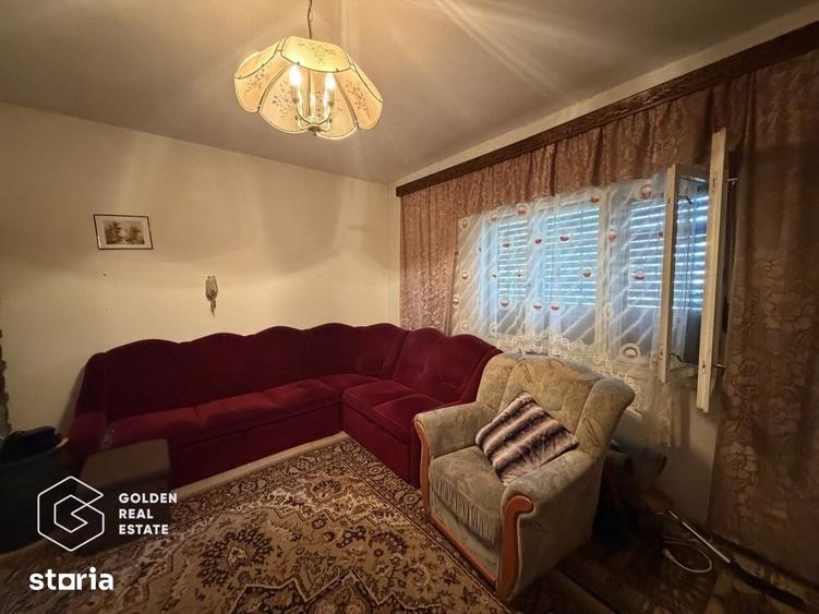 Casă cu 6 camere cu Teren 720 Mp în Grădiște