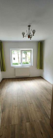Apartament cu 2 camere decomandat, mobilat în Tractorul