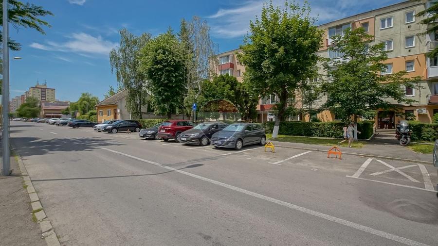 Spațiu comercial, de 44 mp, în Vlahuță