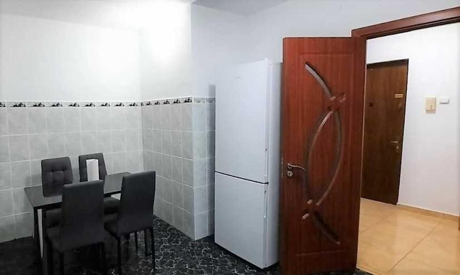 Apartament cu 2 camere decomandat în Doamna Ghica