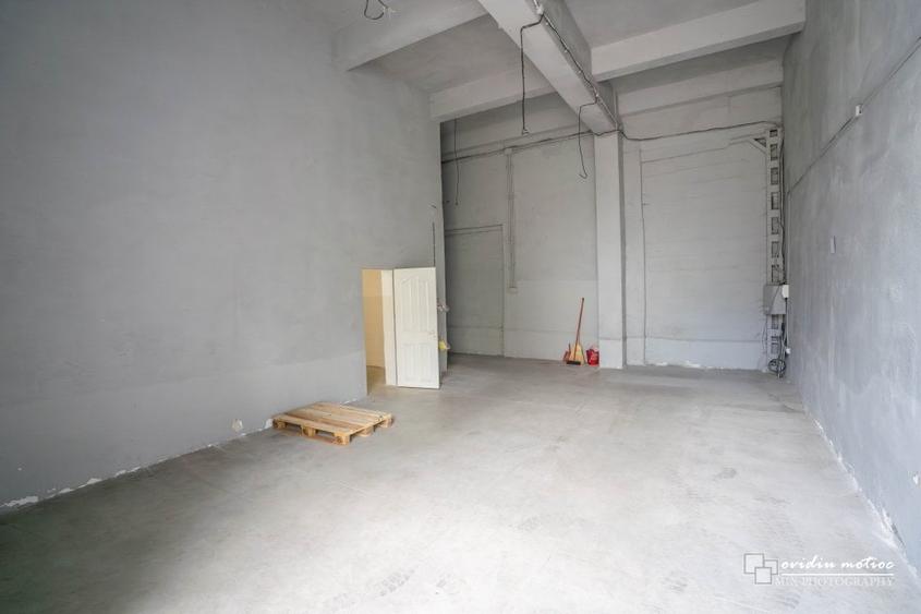 Spațiu industrial, de 98 mp, în Dâmbul Rotund