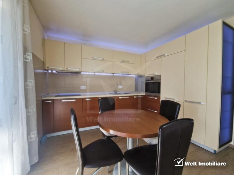 Casă individuală cu 14 camere cu Canalizare în Feleacu