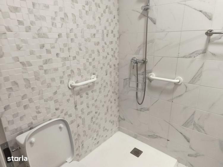 Apartament cu 4 camere în Drumul Taberei