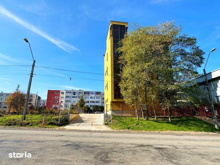 Spațiu comercial, de 451 mp, în Central
