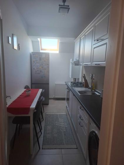 Apartament cu 2 camere decomandat în Florești
