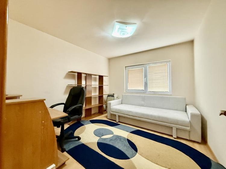 Apartament cu 3 camere decomandat, mobilat în Ovidiu