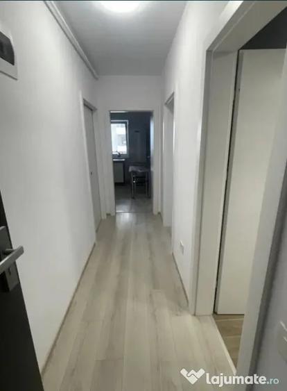 Garsonieră decomandată în Bartolomeu