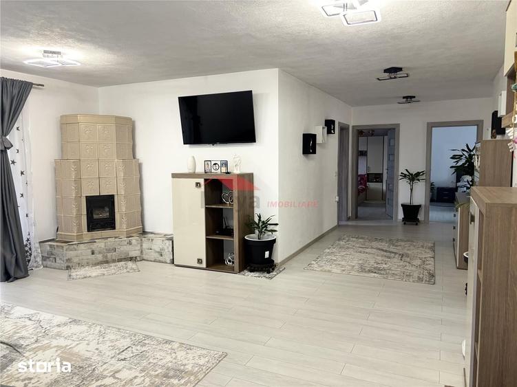 Casă cu 3 camere cu Teren 1356 Mp în Galații Bistriței