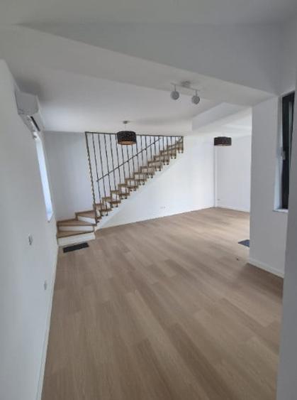 Spațiu comercial, de 280 mp, în Tineretului