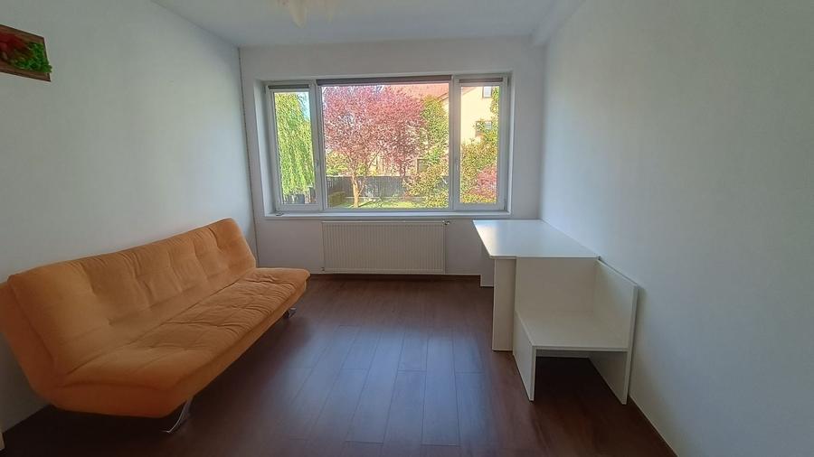Casă cu 4 camere în Dosu Bricii
