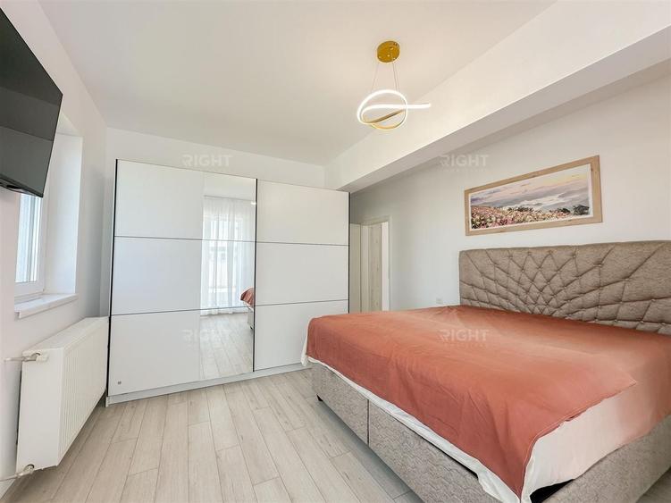 Apartament cu 3 camere decomandat, mobilat în Central