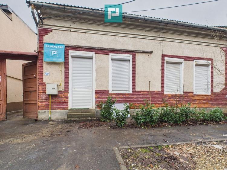 Casă individuală cu 4 camere cu Canalizare în Cetății