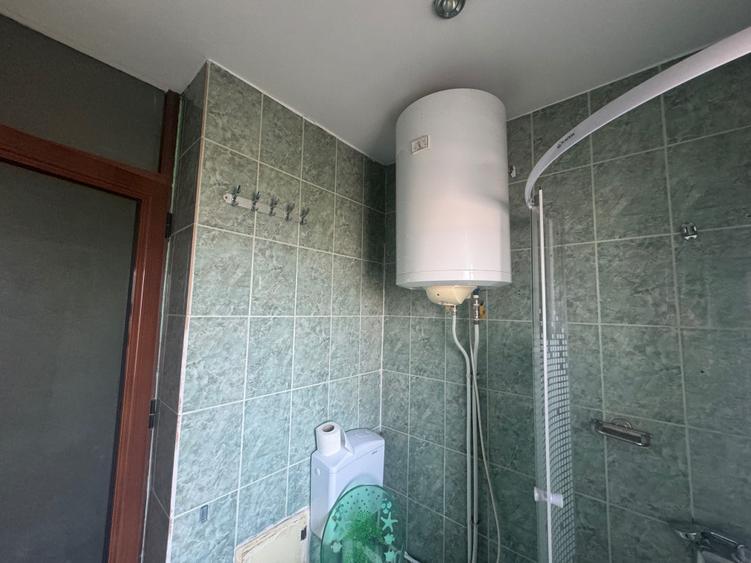 Garsonieră decomandată în Kiseleff