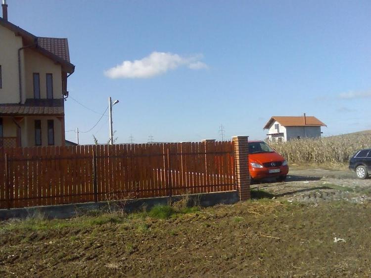 Teren de 3935 mp, în Nazna