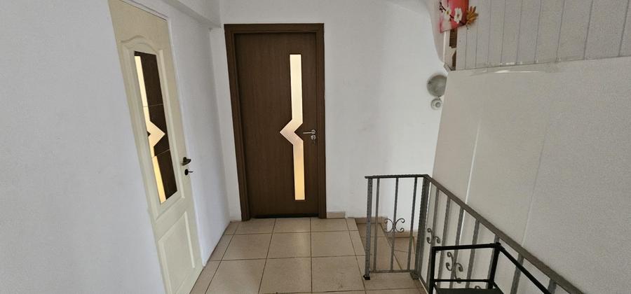 Scoala 8 , inel 2 , 2 camere centrala gaze - 1