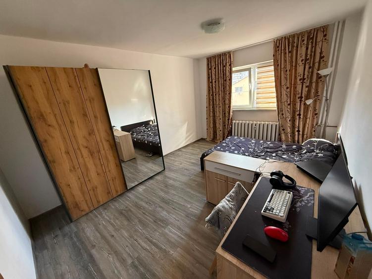Apartament cu 2 camere decomandat, mobilat în Drumul Taberei