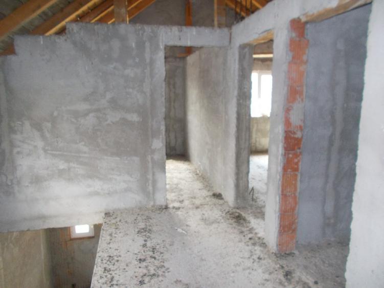 Casă individuală cu 4 camere cu Teren 760 Mp în Dudeștii Noi