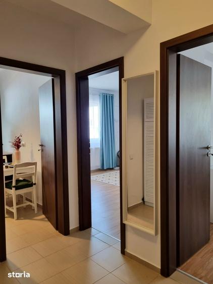 Apartament cu 2 camere decomandat, mobilat în Central