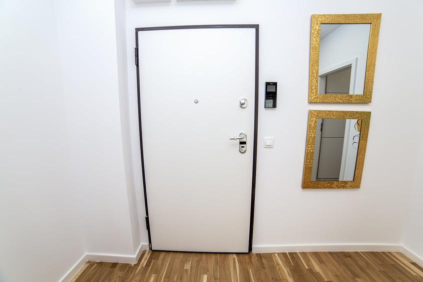 Apartament cu 2 camere decomandat în Dămăroaia