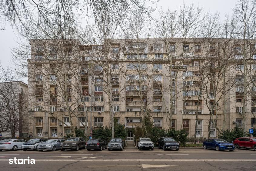 Apartament cu 3 camere decomandat în Decebal