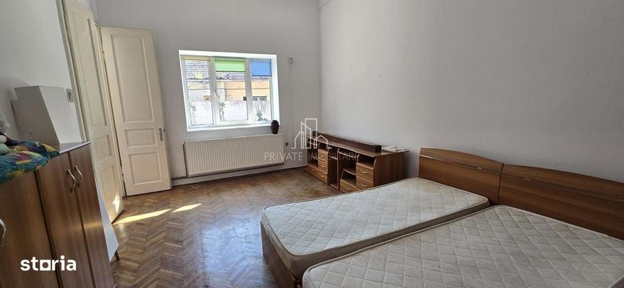 Casă cu 4 camere în 7 Noiembrie
