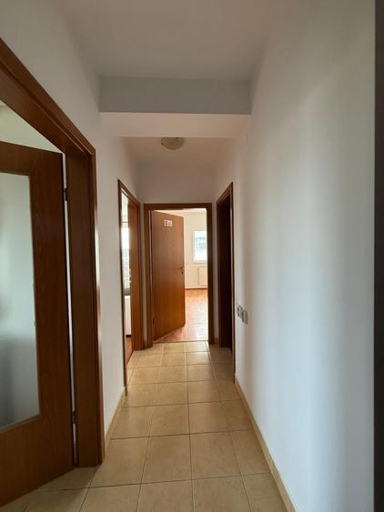 Apartament cu 2 camere decomandat în Zorilor