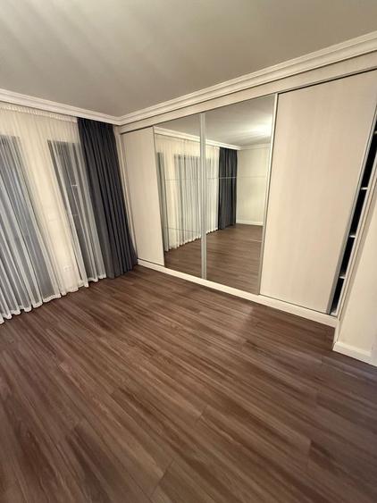 Duplex cu 3 camere cu Canalizare în Florești