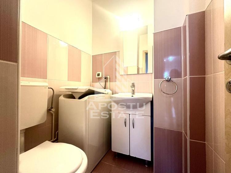 Apartament cu 3 camere decomandat, mobilat în Aurel Vlaicu — fotografia 3