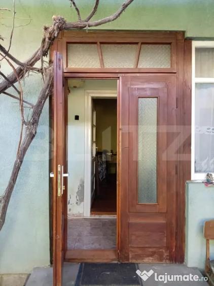 Casă cu 2 camere cu Teren 650 Mp în Central