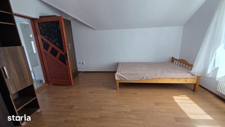 Inchiriez apartament la casa in cartierul Intre Lacuri - 8