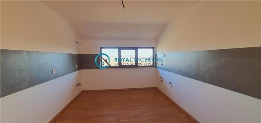 Apartament cu 2 camere decomandat în Albert