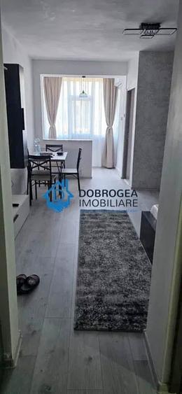 Garsonieră decomandată, mobilată în C5
