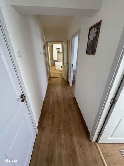 Apartament cu 3 camere în Micro 15