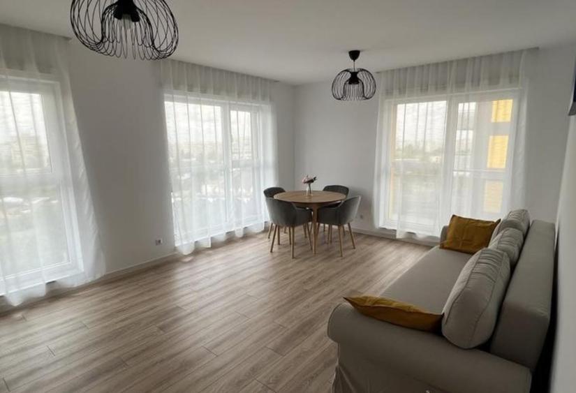 Apartament cu 2 camere semidecomandat în Pantelimon