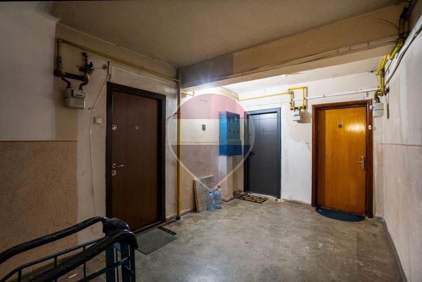 Garsonieră decomandată, mobilată în Vlahuță