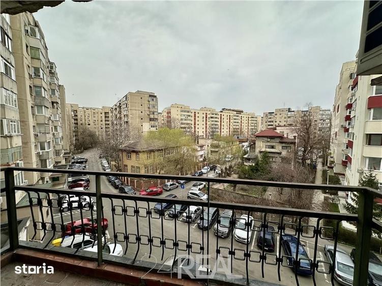 Spațiu comercial, de 64 mp, în Tineretului